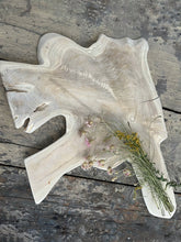 Load image into Gallery viewer, Wooden Cutting Board
