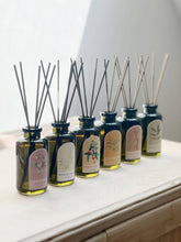 Load image into Gallery viewer, Reed Diffuser - Amber Oud