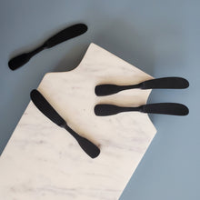 Load image into Gallery viewer, Matte Black Cheese Spreader Set - Butter Knives - Gift Boxed