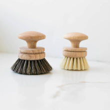 Load image into Gallery viewer, Vintage Wooden Dishwashing Brush
